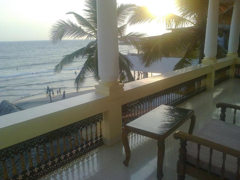 Beach Florra Inn фото 4
