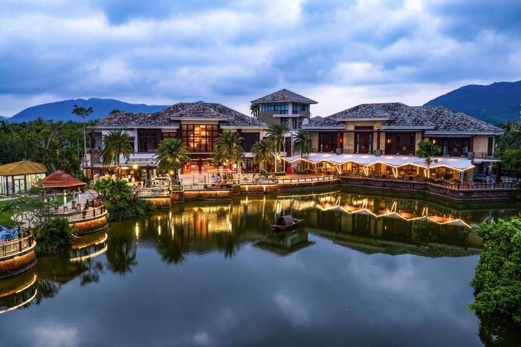Grand Metropark Villa Resort Sanya Yalong Bay фото 94