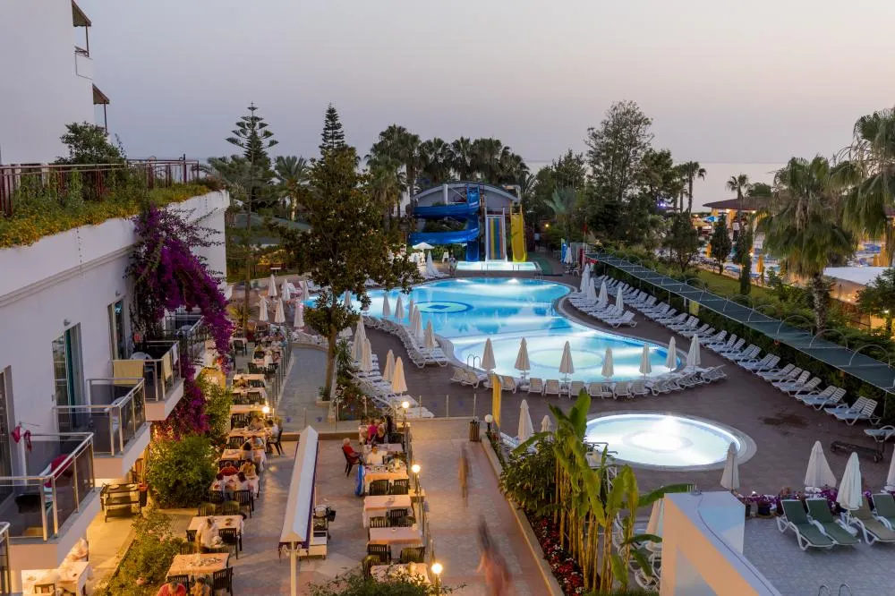 Holiday Park Resort фото 37