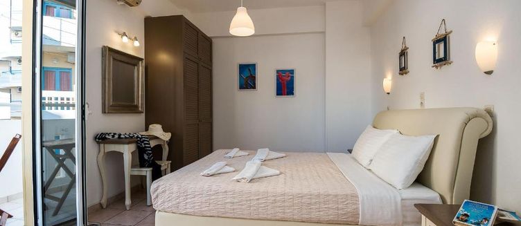 Фото отеля Diamond Apartments and Suites
