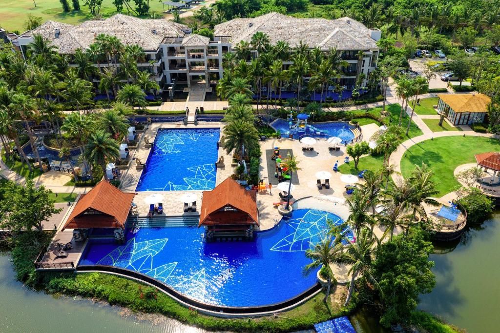 Grand Metropark Villa Resort Sanya Yalong Bay фото 95