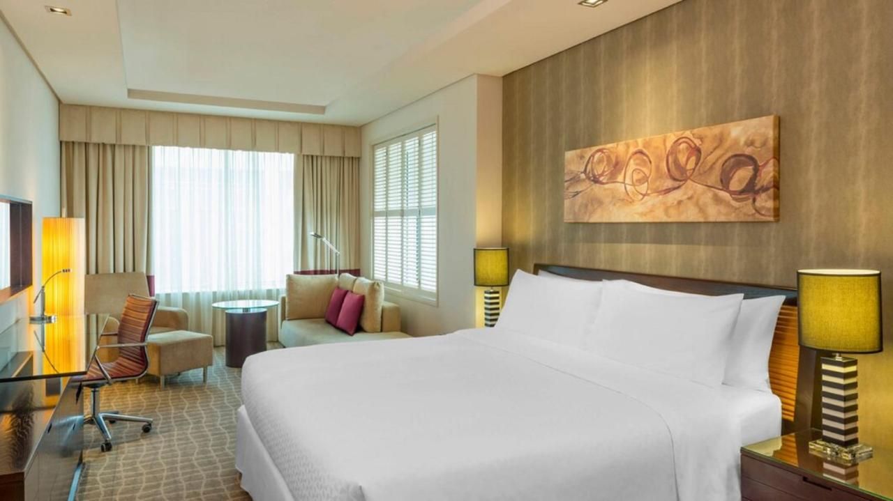 Four Points by Sheraton Bur Dubai фото 4