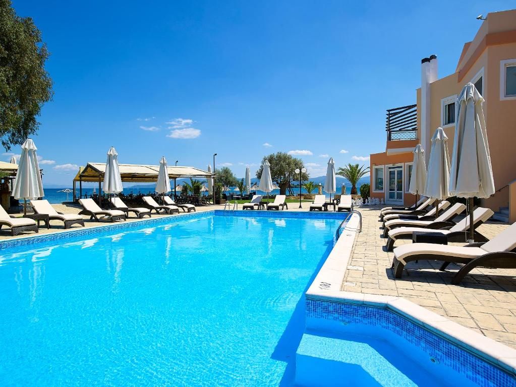 Avantis Suites Hotel фото 27