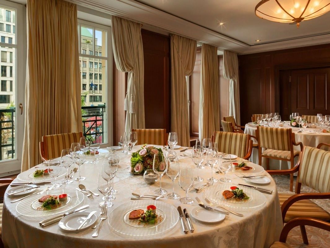 Hotel Adlon Kempinski фото 28