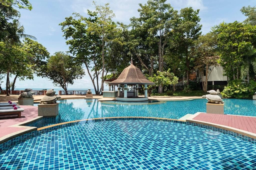 Avani Plus Koh Lanta Krabi Resort фото 44