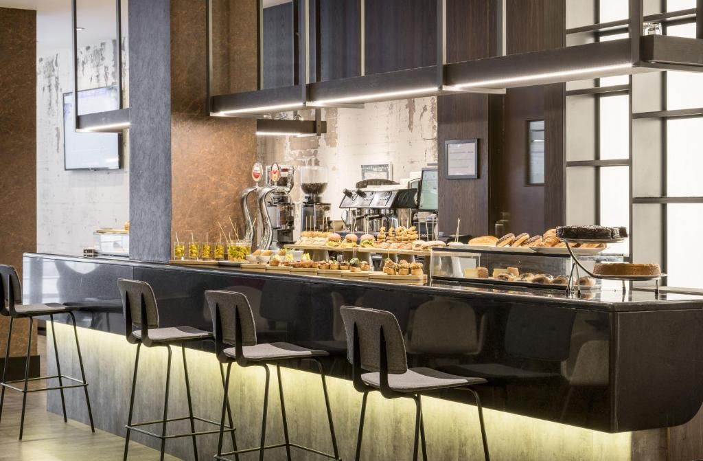 Hotel Ilunion Bilbao фото 15