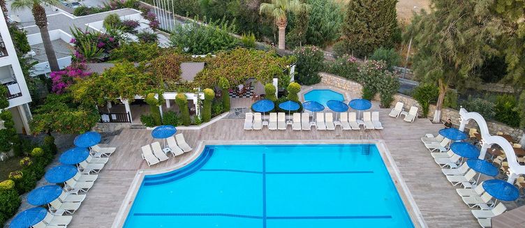 Фото отеля Natur Garden Hotel