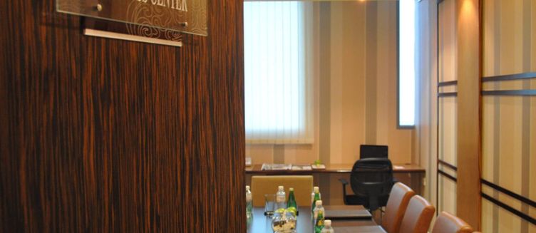 Фото отеля Fortune Royal Hotel