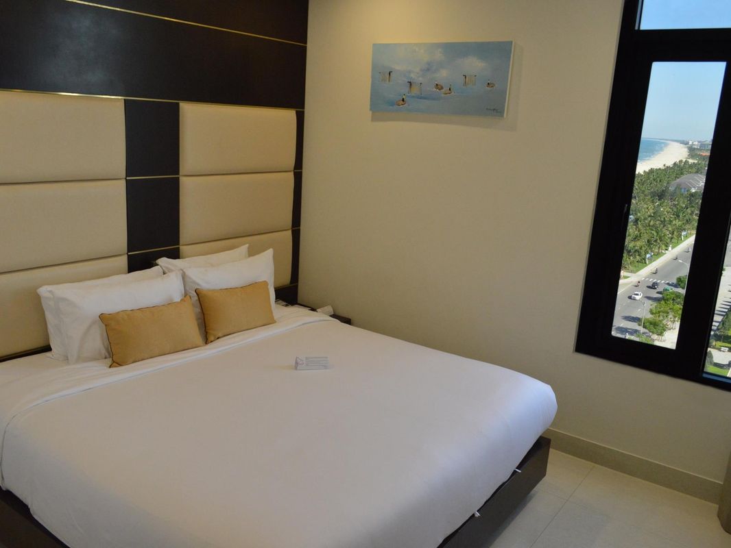 Holiday Beach Danang Hotel & Spa фото 37