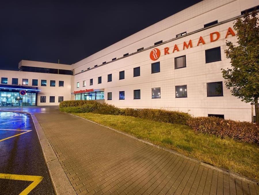 Ramada Airport Hotel Prague фото 7