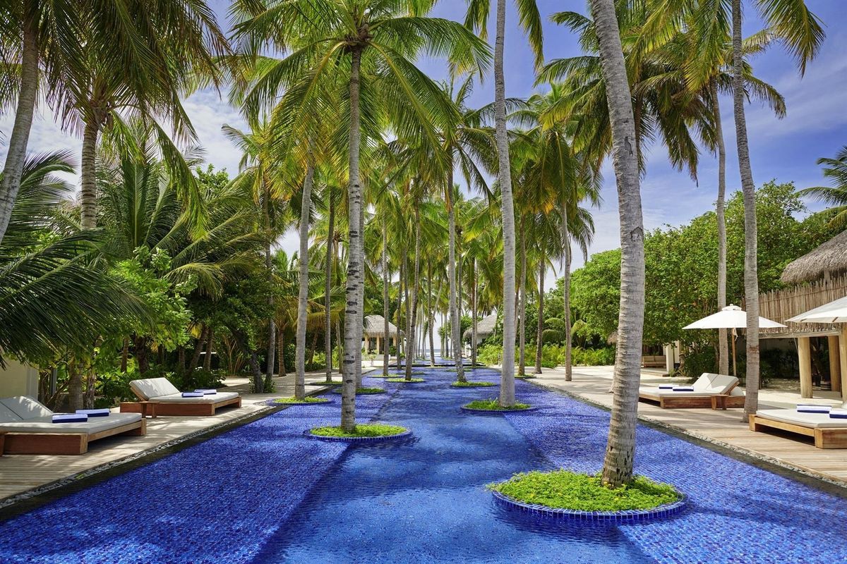 Sirru Fen Fushi - Private Lagoon Resort фото 7