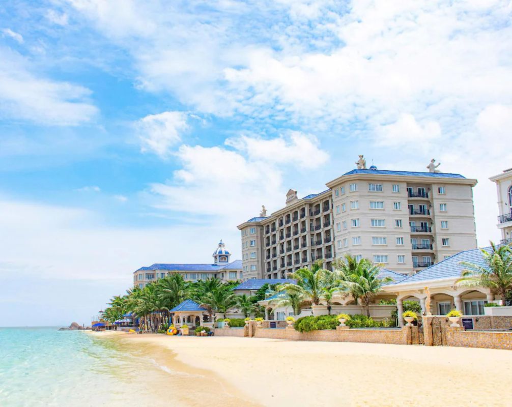 Lan Rung Beach Resort фото 0