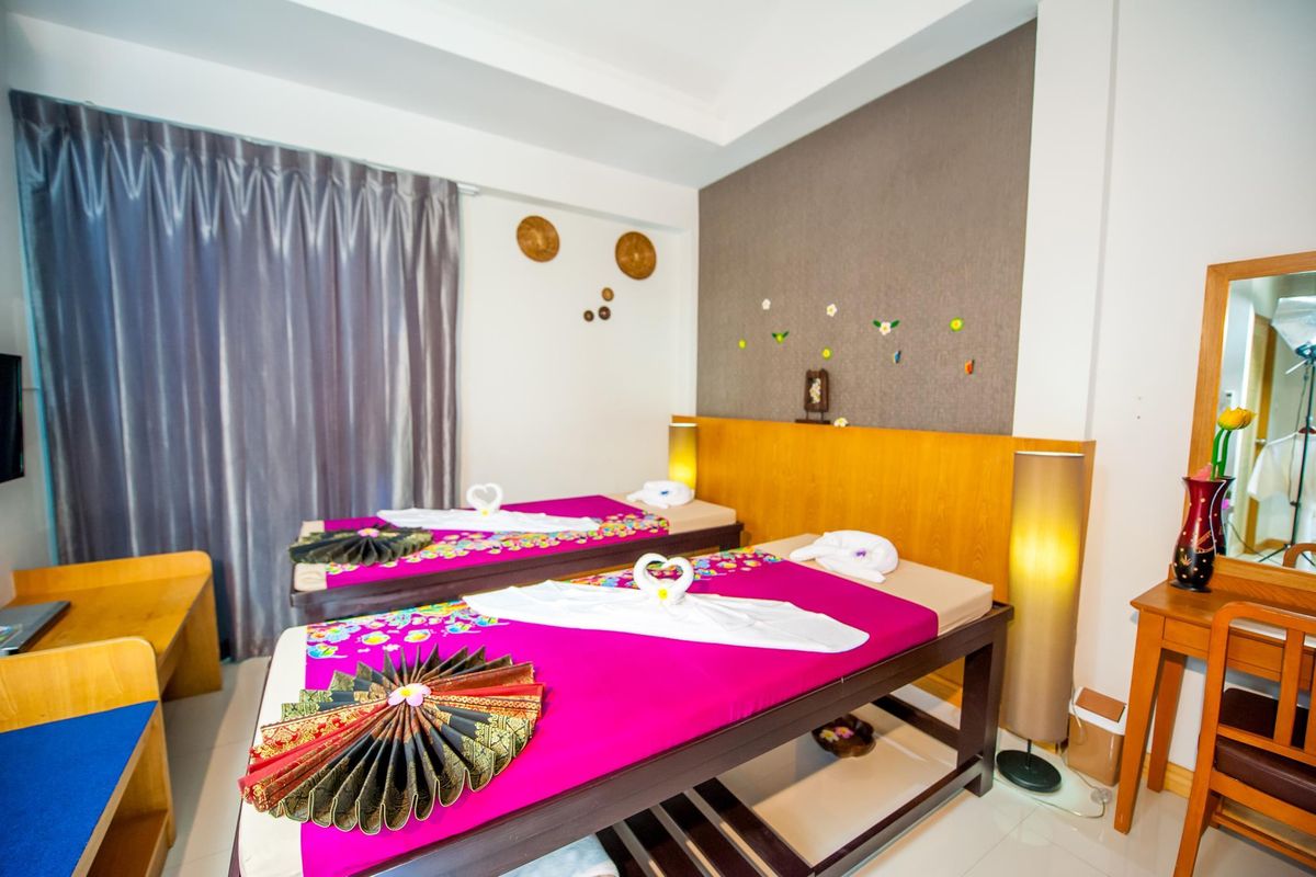 Grand Nai Harn Suites фото 37