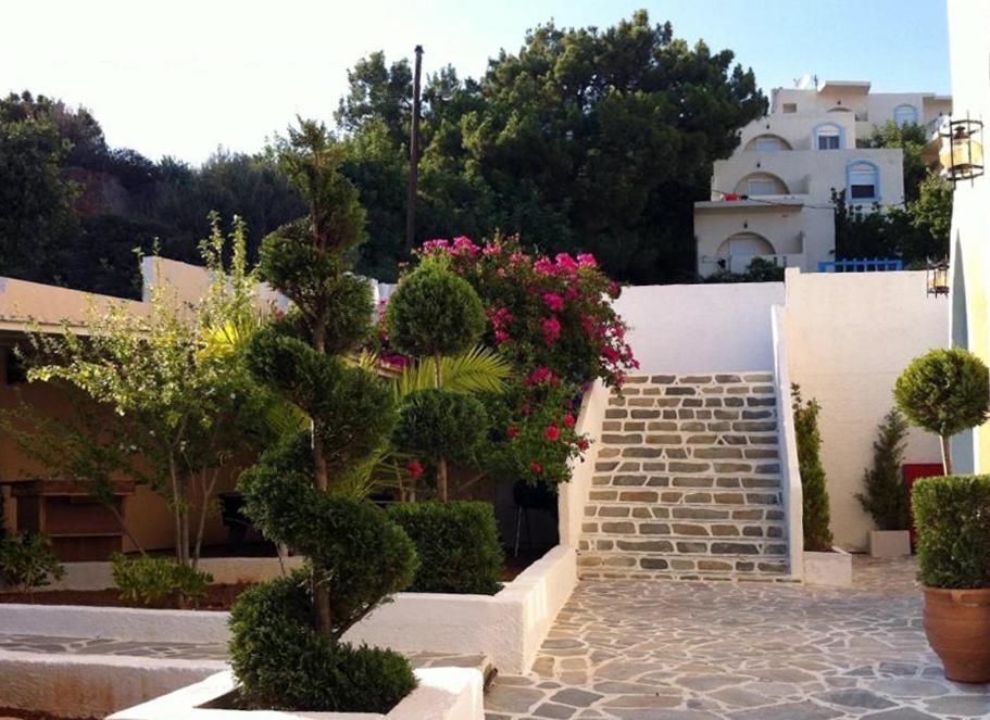 Achlia Apartments and Villas фото 7