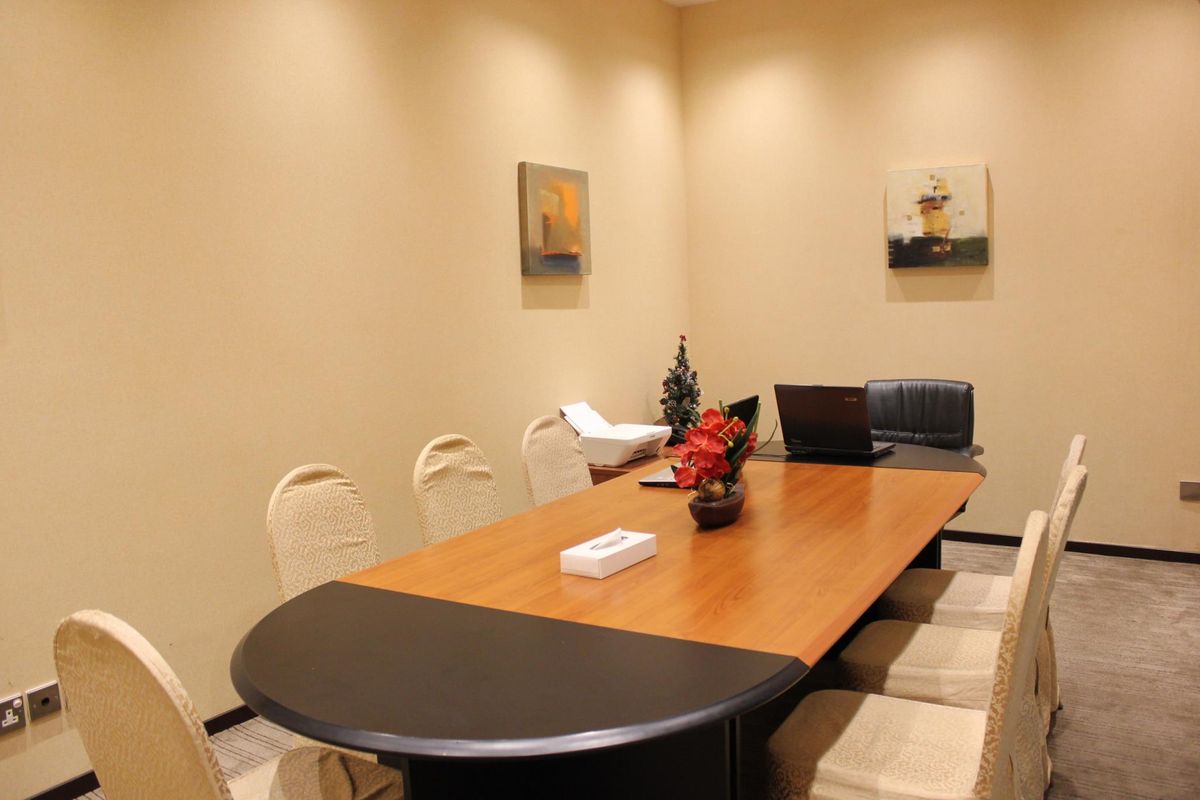 Royal Ascot Hotel Apartment - Kirklees 2 фото 18