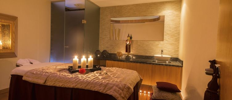 Фото отеля Constantinou Bros Athena Beach Hotel