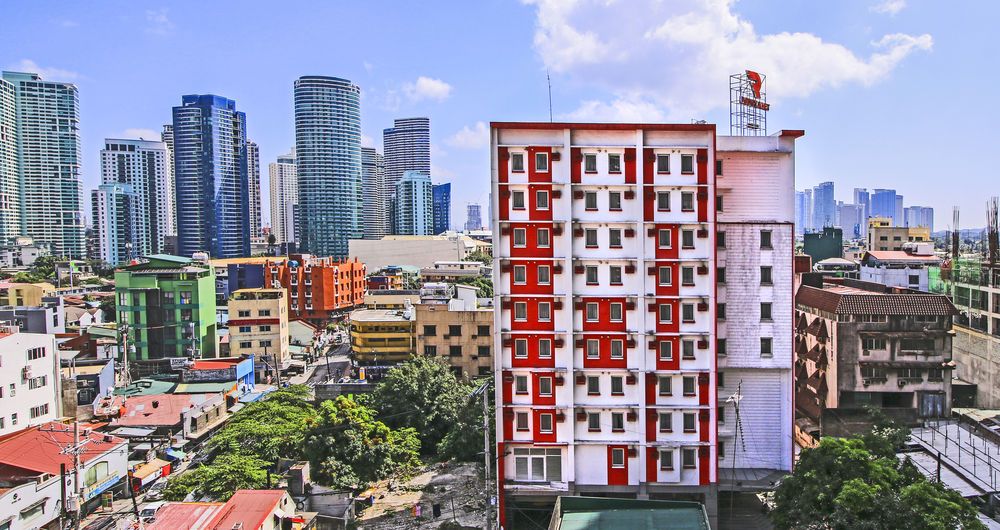 Red Planet Makati фото 0