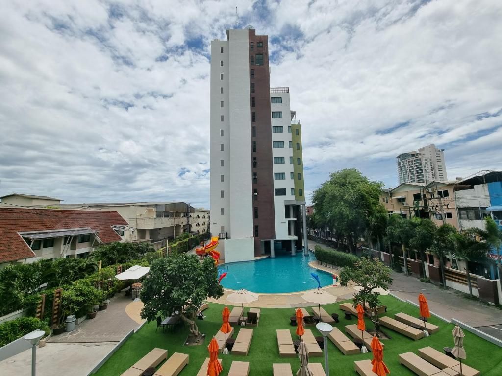 D Beach Pattaya Discovery Beach Hotel фото 64
