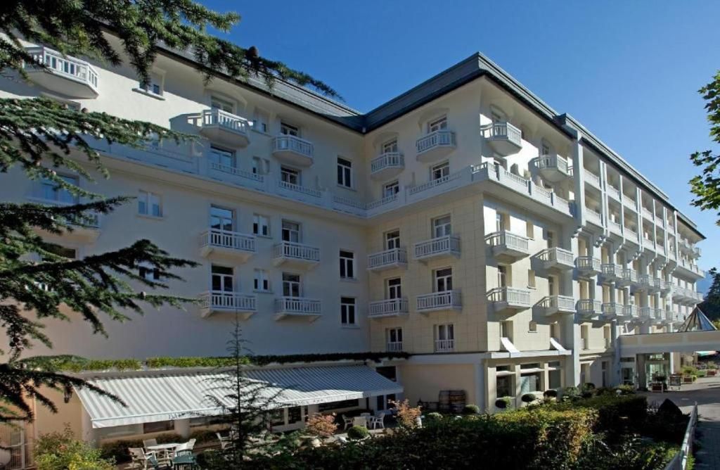 Mercure Brides les Bains Grand Hotel des Thermes фото 9