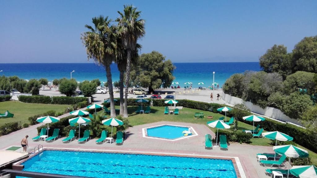 Pylea Beach Hotel фото 2