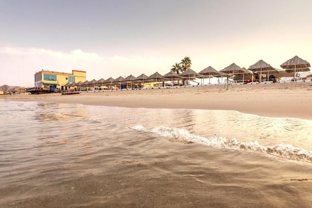 Royal Beach Hotel & Resort фото 61