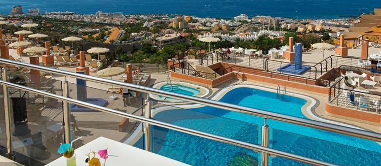 Фото отеля Kn Panoramica Heights Apartments