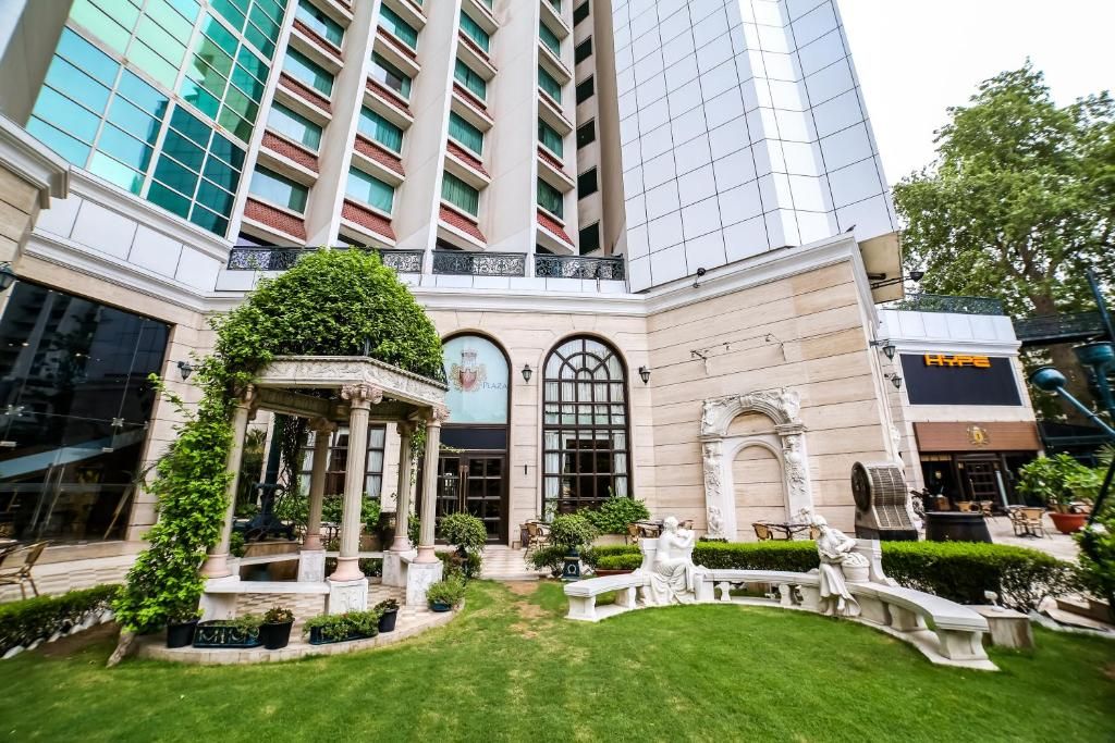 Hotel The Royal Plaza фото 89