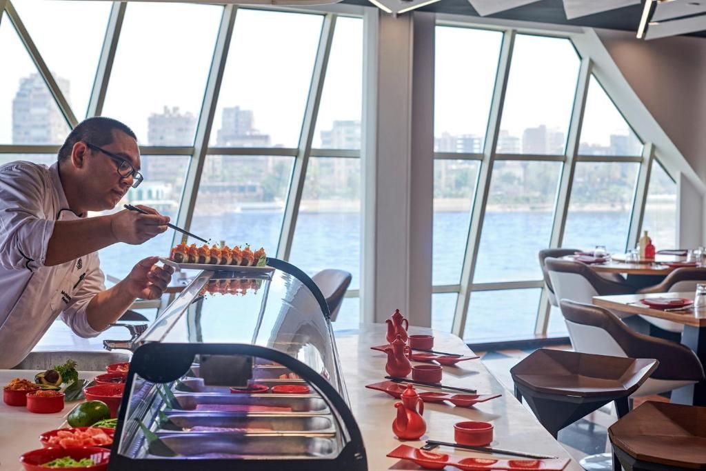 Four Seasons Hotel Cairo at The First Residence фото 39