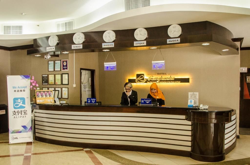 Hotel Langkasuka Langkawi фото 0