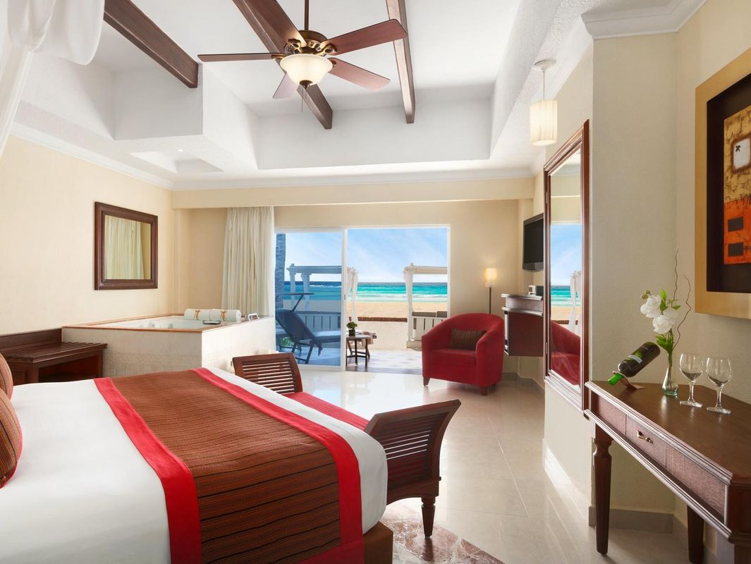 The Royal Playa del Carmen-All Inclusive - Adults Only фото 2
