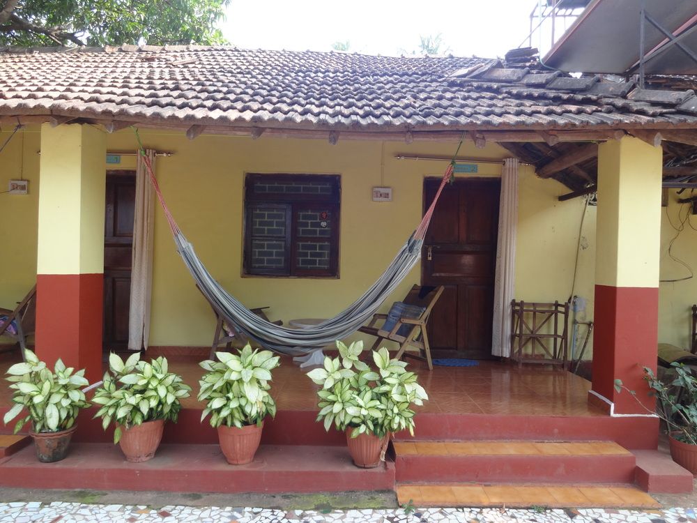 Paradise Guest House фото 1
