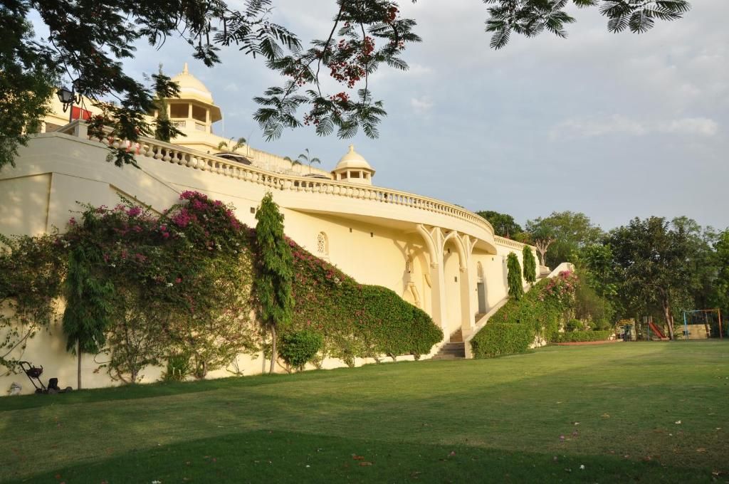The Lalit Laxmi Vilas Palace фото 36