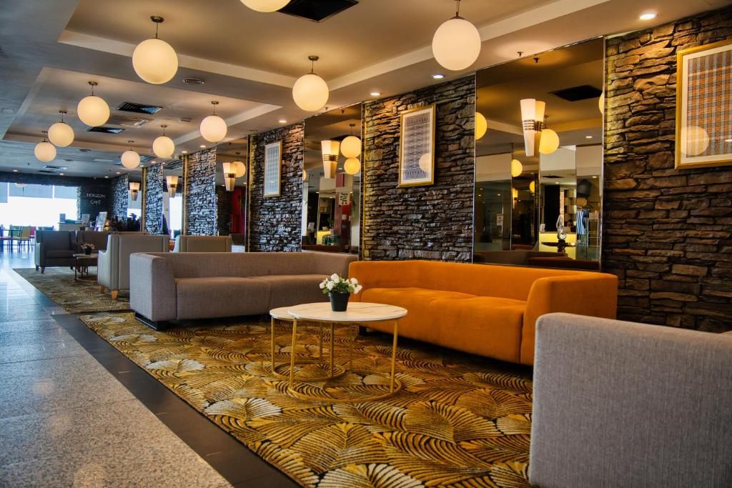Hotel Sentral Seaview фото 18