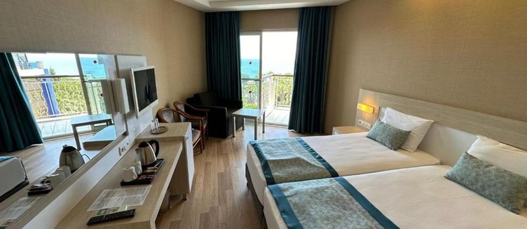 Фото отеля Riviera Hotel & Spa