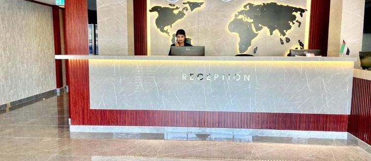 Фото отеля Concorde Inn Hotel