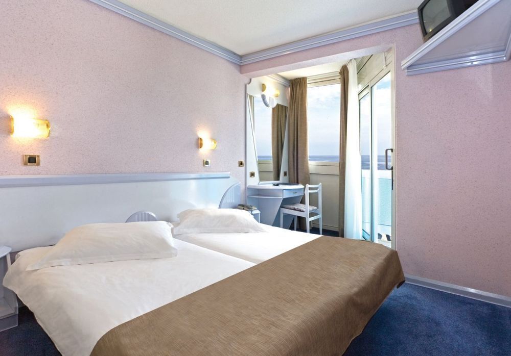 Hotel Plavi Plava Laguna фото 2
