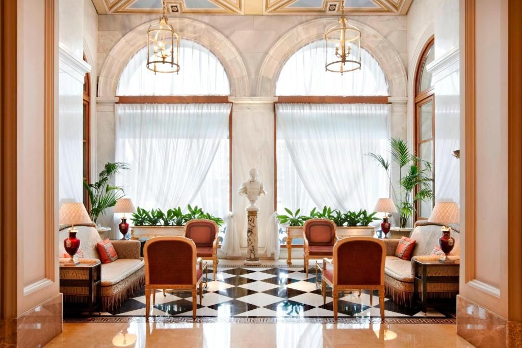 Hotel Grande Bretagne, a Luxury Collection Hotel фото 20