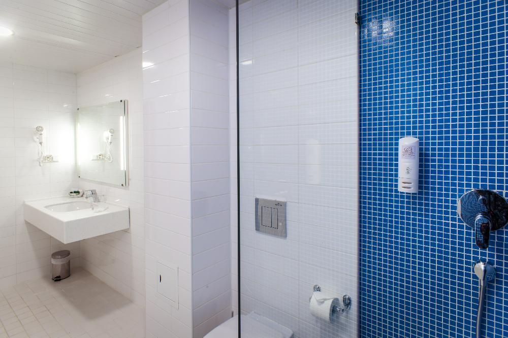 Best Western Plus Centre Hotel фото 46