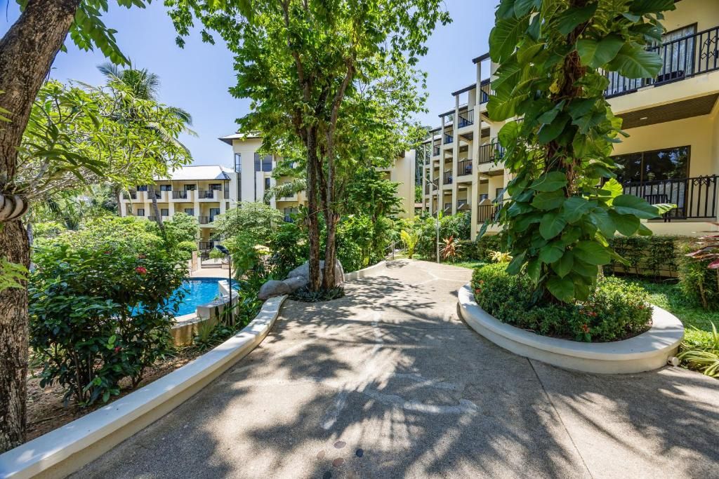 Horizon Karon Beach Resort & Spa фото 64