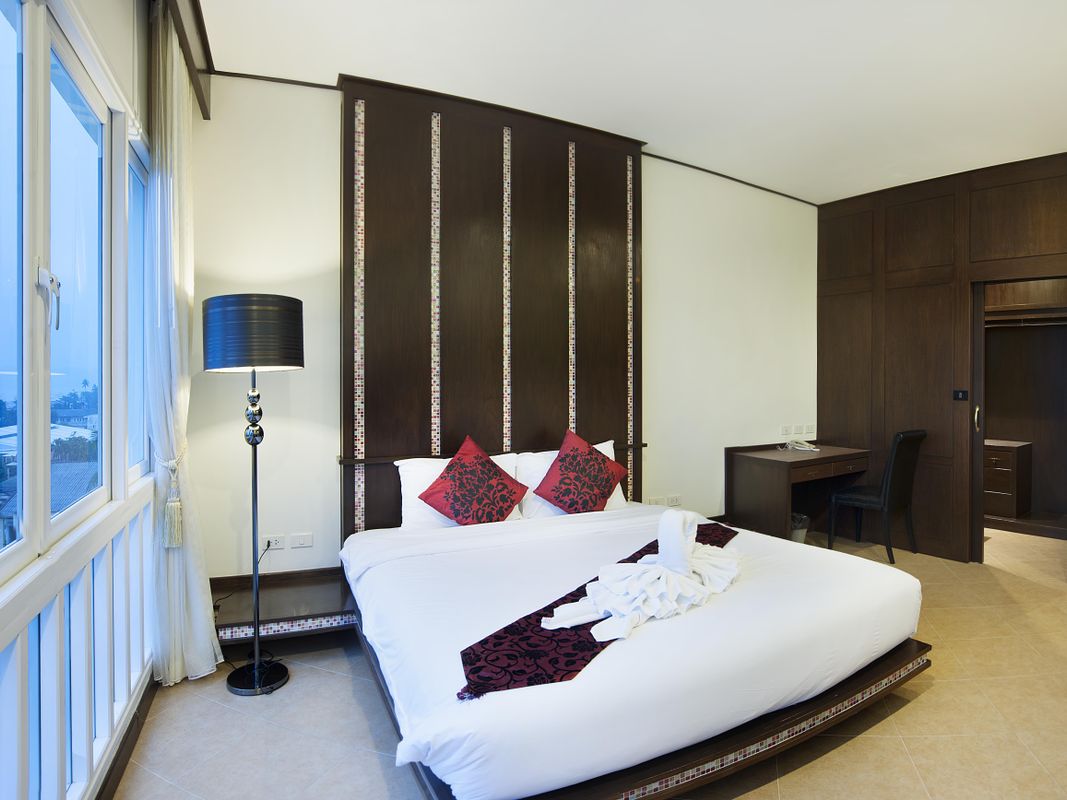 Ratana Hotel Chalong фото 17