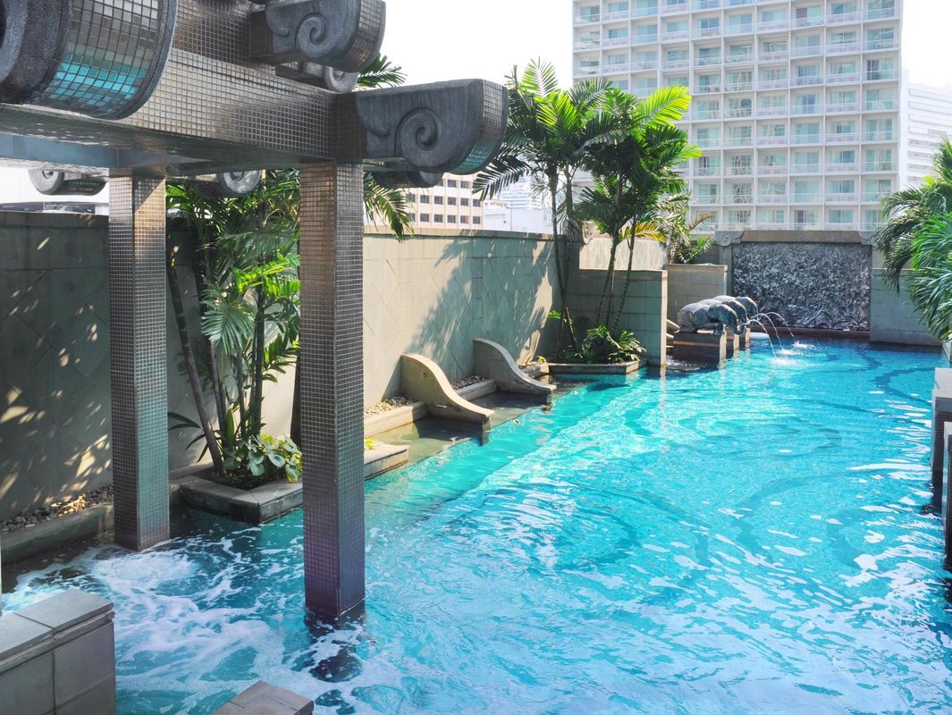 DoubleTree by Hilton Bangkok Ploenchit фото 15