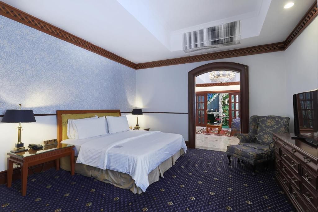 The Jesselton Hotel фото 11