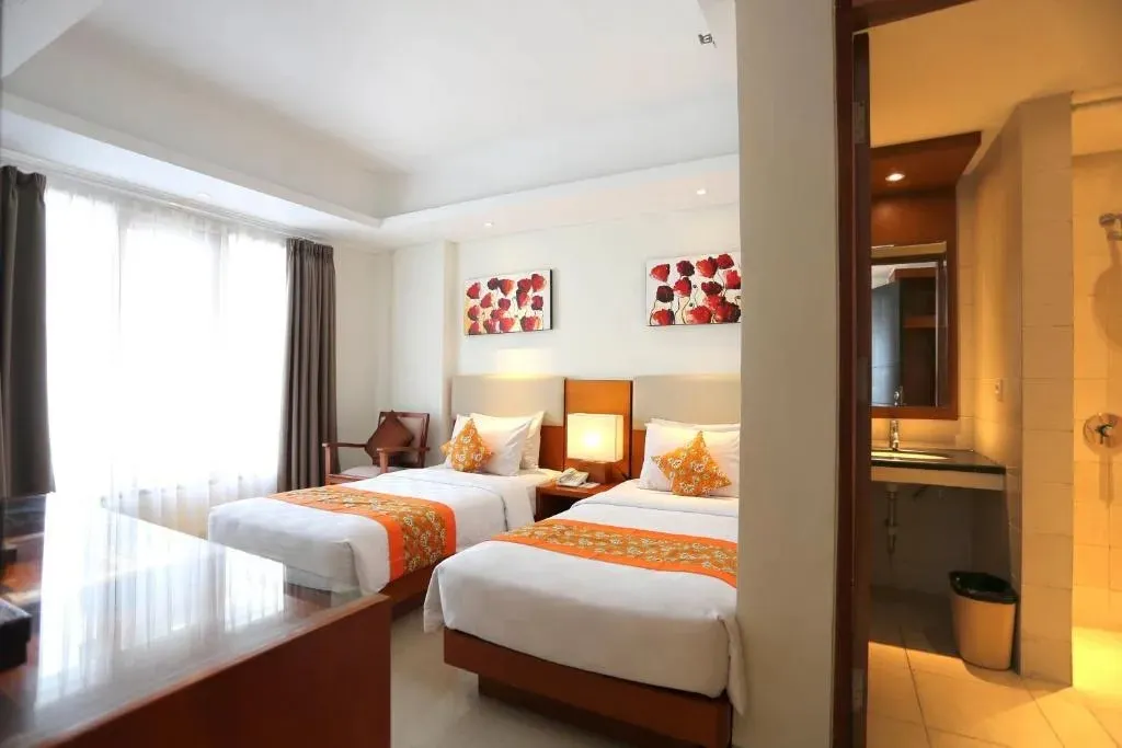The Sun Hotel & Spa Legian фото 2