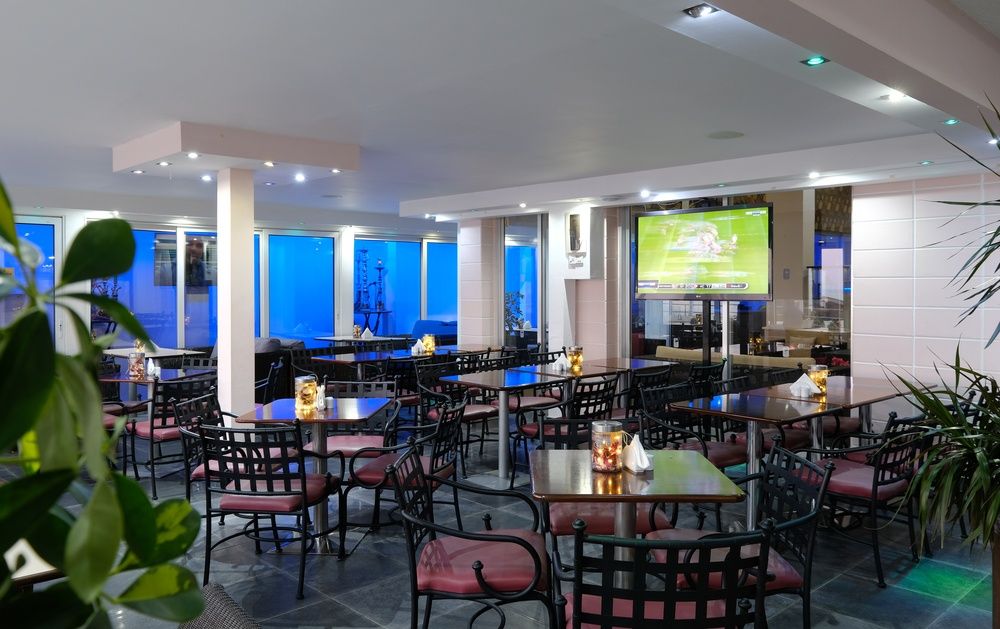 Flamingo Beach Hotel фото 61