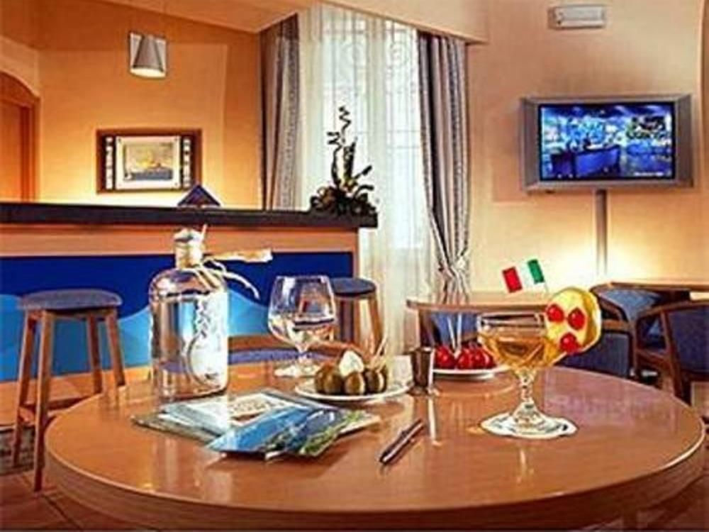 Ibis Styles Napoli Garibaldi фото 6