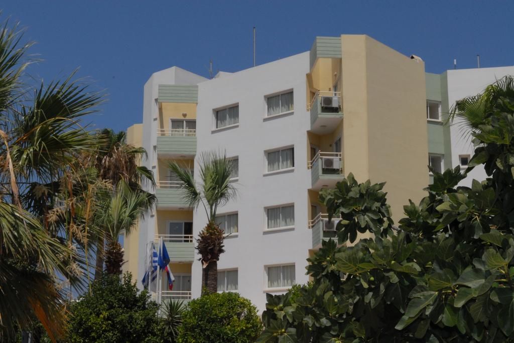 Maistrali Hotel Apartments & Bungalows фото 19
