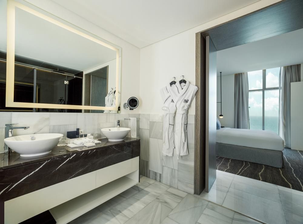 Th8 Palm Dubai Beach Resort Vignette Collection фото 41