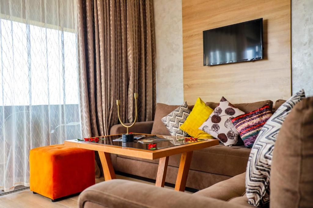 Mabrouk Hotel and Suites фото 20