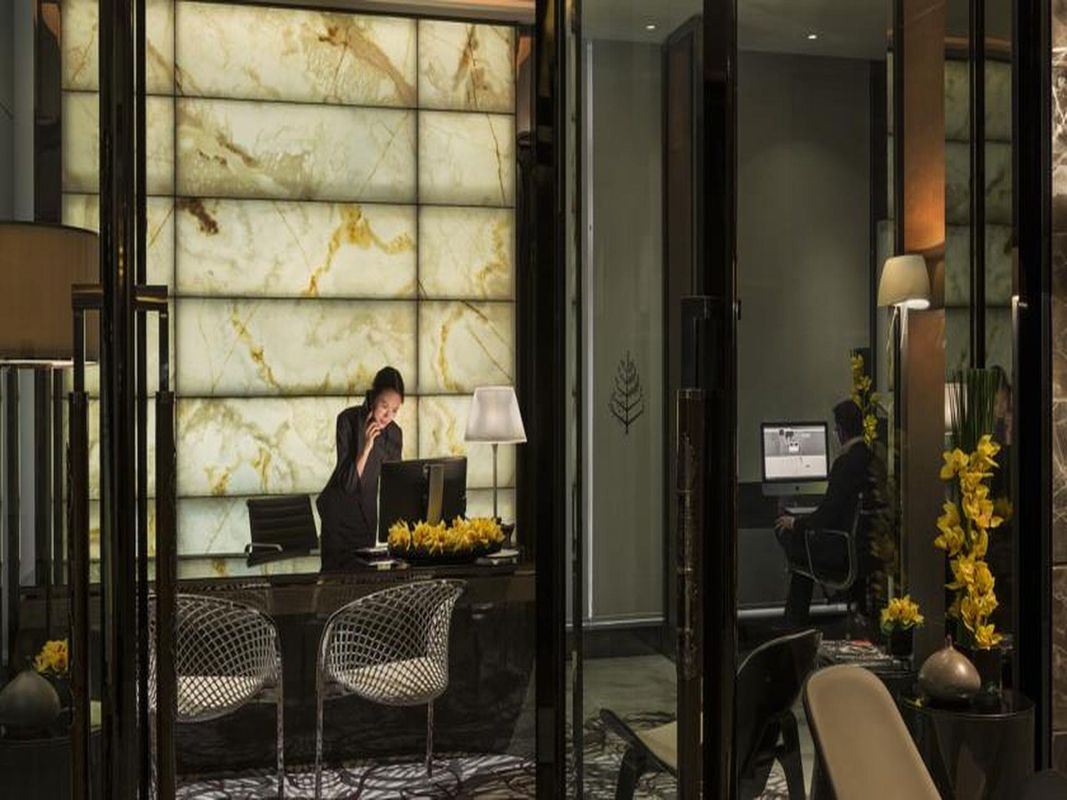 Four Seasons Hotel фото 19