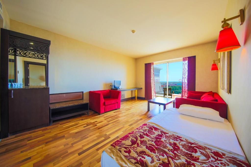Horus Paradise Luxury Resort фото 150